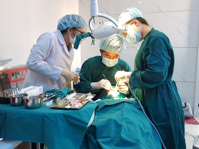 Hình ảnh 2: Trang thiết bị tân tiến và phòng khám vô trùng tại Nha Khoa Việt Pháp