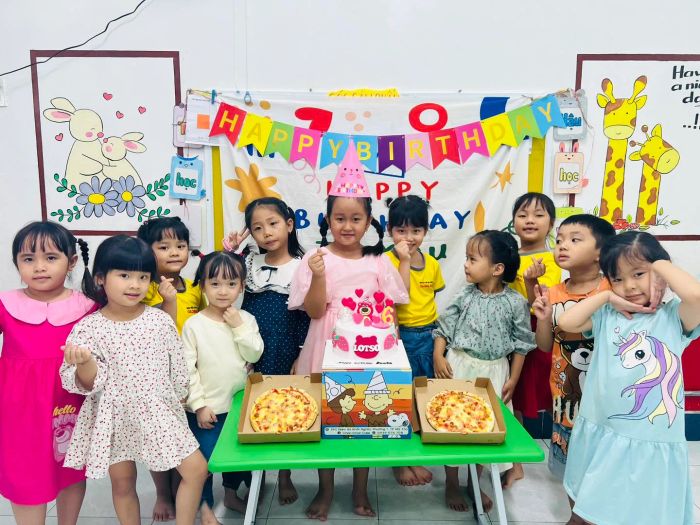 Hình ảnh lớp học vui nhộn tại Anh Ngữ Global KIDS