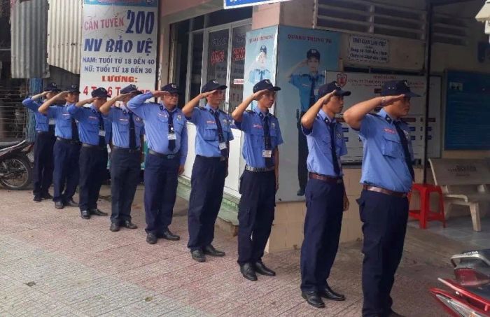 Hình ảnh đội ngũ bảo vệ tác nghiệp chuyên nghiệp của Quang Trung TG
