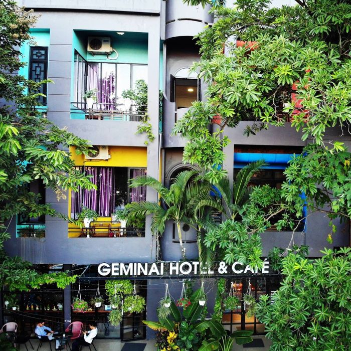 Geminai Hotel & Cafe - Không gian xanh bên dòng Nhật Lệ