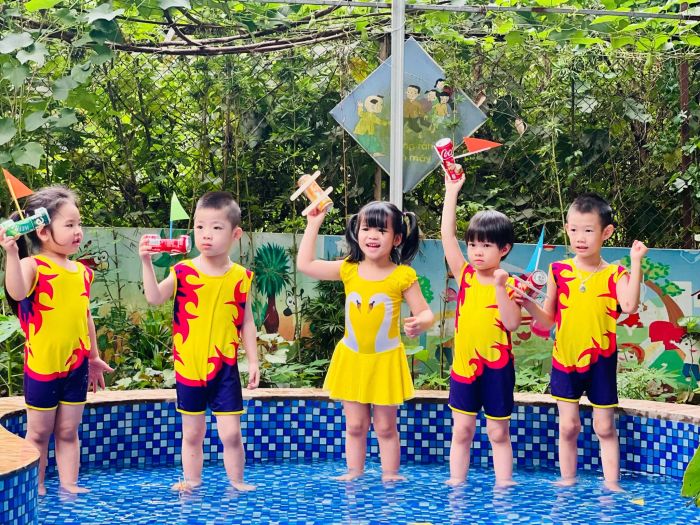 Khuôn viên xanh mát và hiện đại của Kid's Smile