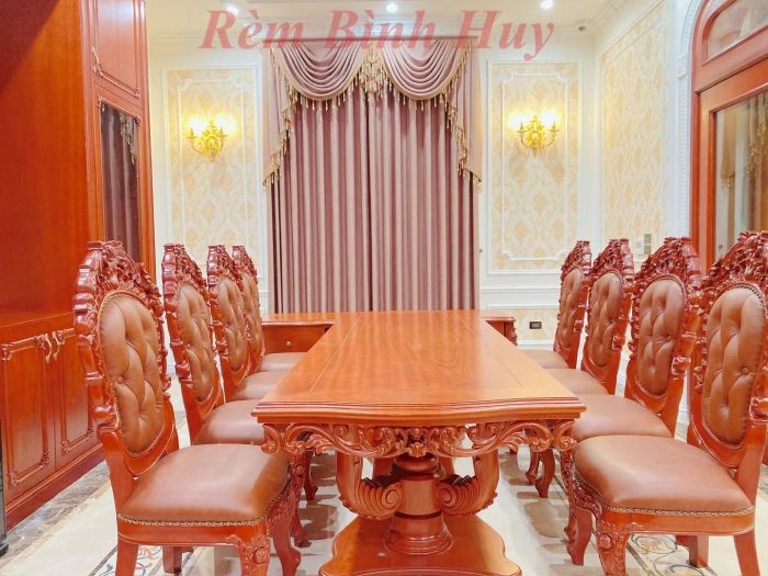 Không gian trưng bày rèm nhập khẩu tại Bình Huy