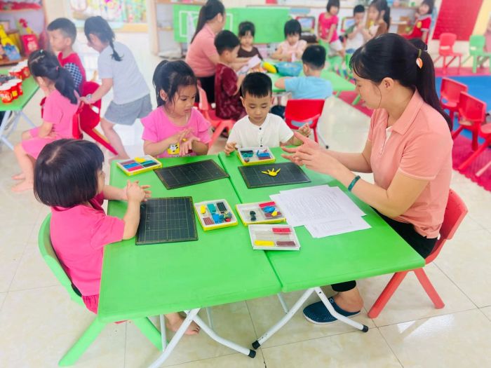 Trường mầm non Hội Hợp B ảnh 2 - Những khoảnh khắc đáng yêu trong thế giới tuổi thần tiên
