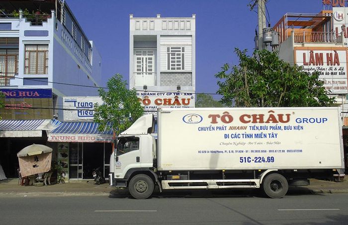 Đội xe Tô Châu Group - Biểu tượng chất lượng vận tải Nam Bộ
