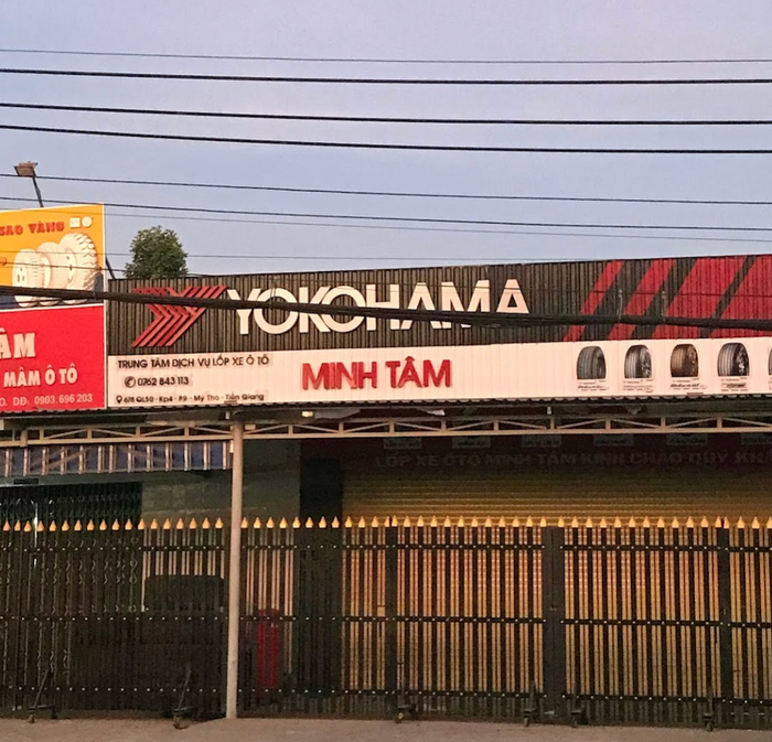 Hệ thống thiết bị hiện đại phục vụ công tác vá lốp tại Cơ Sở Minh Tâm
