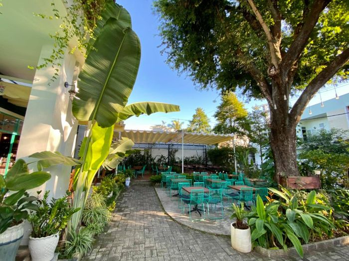 Không gian ấm cúng đậm chất vintage tại Gác Măng Rê