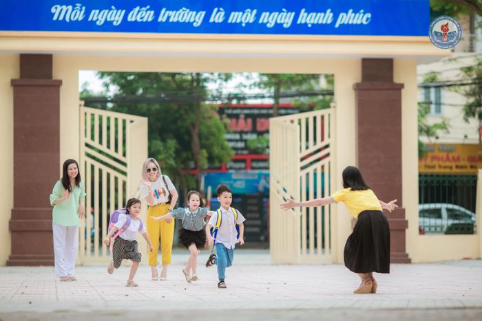 Hoạt động học tập sáng tạo tại Trường Thực hành Sư phạm