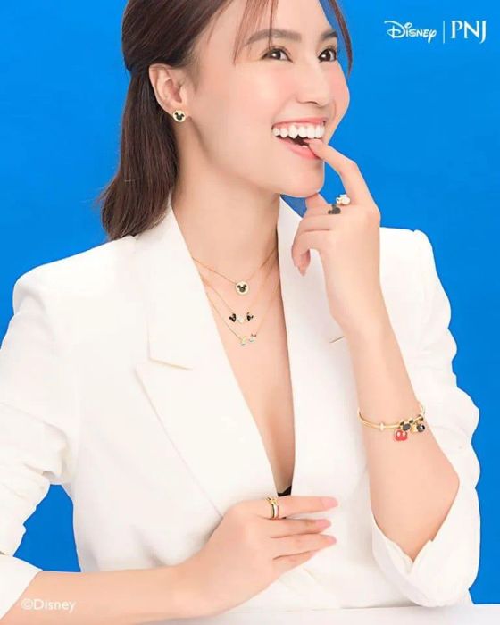 Hình ảnh không gian PNJ Center Trương Định Long An