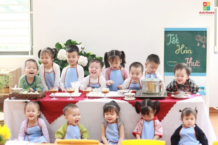 Những khoảnh khắc đáng yêu của bé tại môi trường Montessori Achi Home