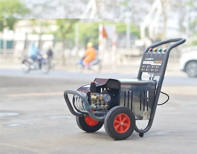 Hình ảnh chân thực máy rửa xe cao áp Camry phiên bản mới nhất