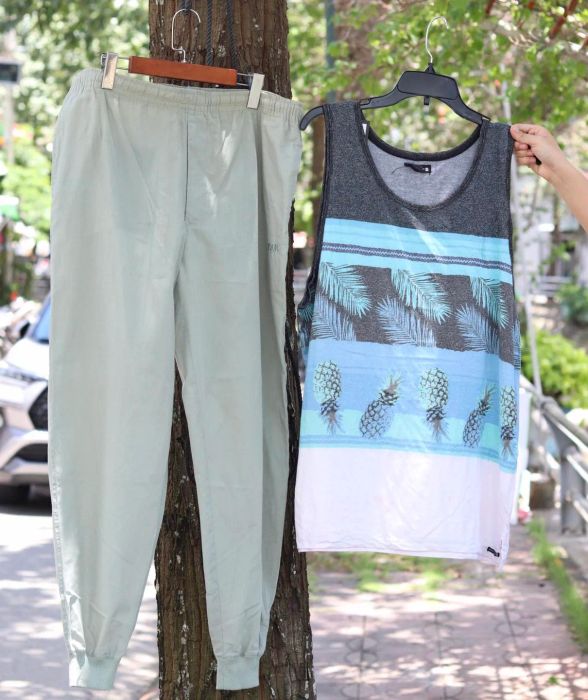 Không gian mua sắm trẻ trung tại Ngõ Shop