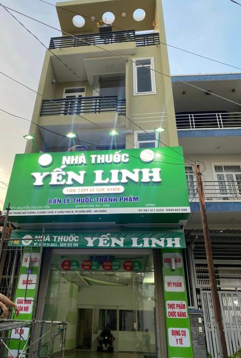 Hình ảnh không gian phục vụ tại Nhà Thuốc Yến Linh