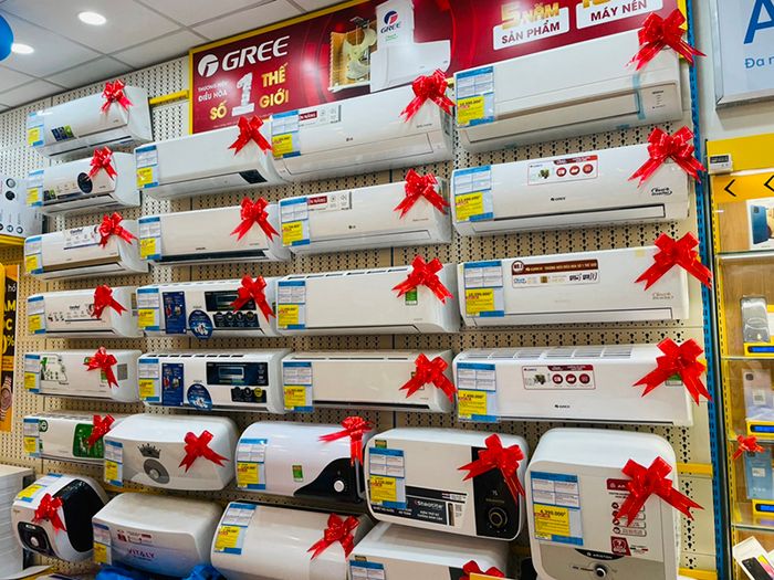 Không gian trưng bày đa dạng tại Điện máy XANH