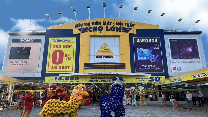 Không gian trưng bày ấn tượng tại Siêu thị Chợ Lớn