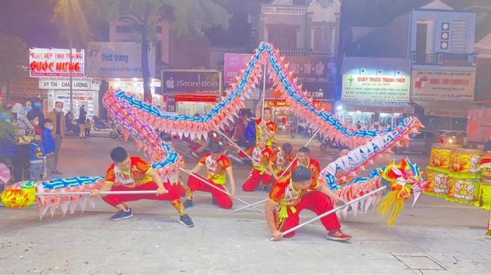 Khoảnh khắc ấn tượng của Đoàn Lân Sư Rồng Bắc Lân Đường trong màn biểu diễn đặc sắc