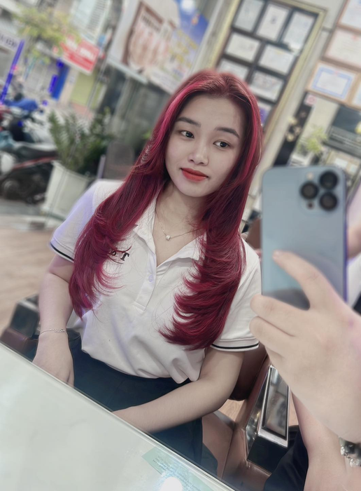 Hình ảnh thực tế về không gian sang trọng tại Salon tóc T&T