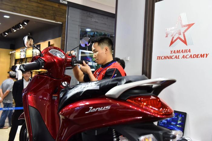 Hình ảnh đội cứu hộ Yamaha
