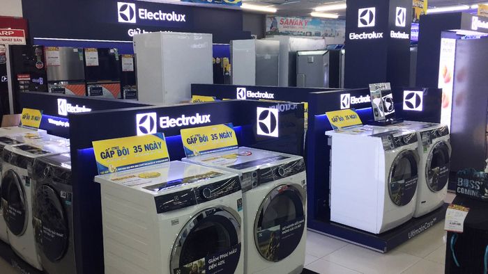 Khu vực trải nghiệm sản phẩm tại Siêu thị Chợ Lớn