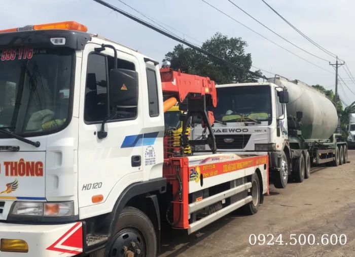 Cứu Hộ Thanh Tuyền ảnh 2