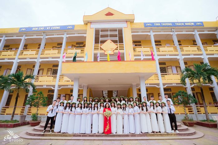 Trường THPT Gia Lộc hình ảnh 1