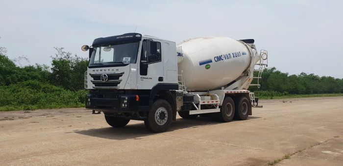Hình ảnh xe trộn bê tông Iveco Hongyan đời mới