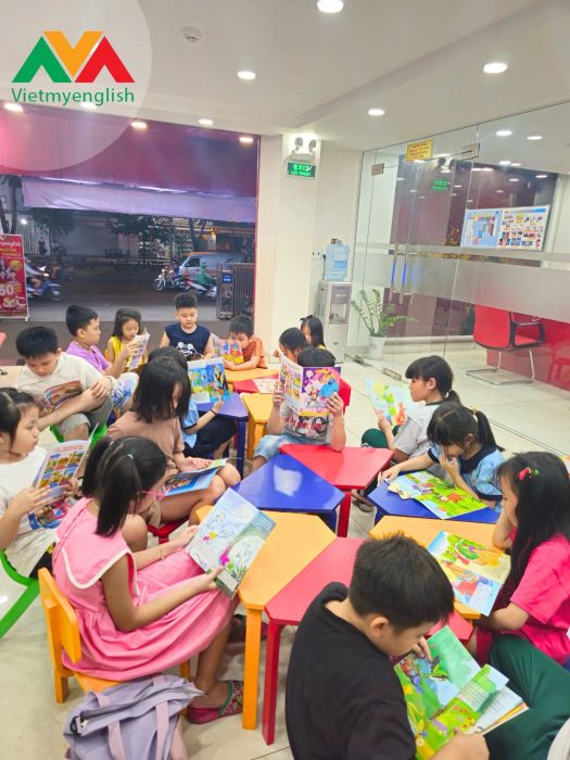 Hình ảnh Trung tâm Anh ngữ Việt Mỹ