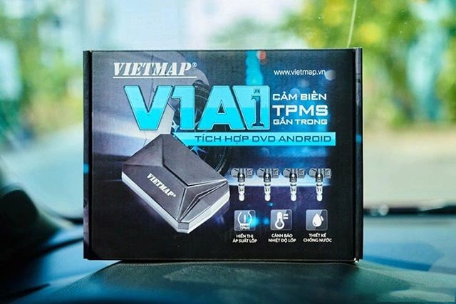 Hình ảnh chi tiết hệ thống cảm biến Vietmap trên xe