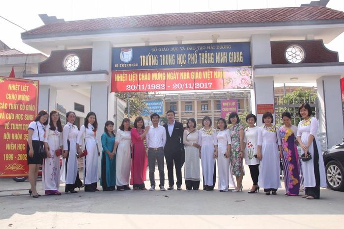 Trường THPT Ninh Giang hình ảnh 1