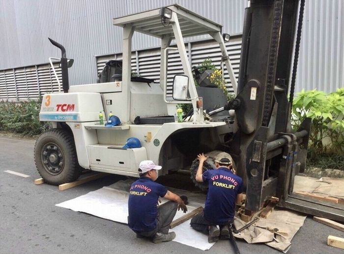 Hình ảnh hệ thống máy móc hiện đại tại Vũ Phong