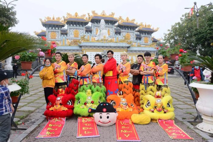 Hình ảnh đoàn lân sư rồng Vovinam Hải Phòng biểu diễn chuyên nghiệp