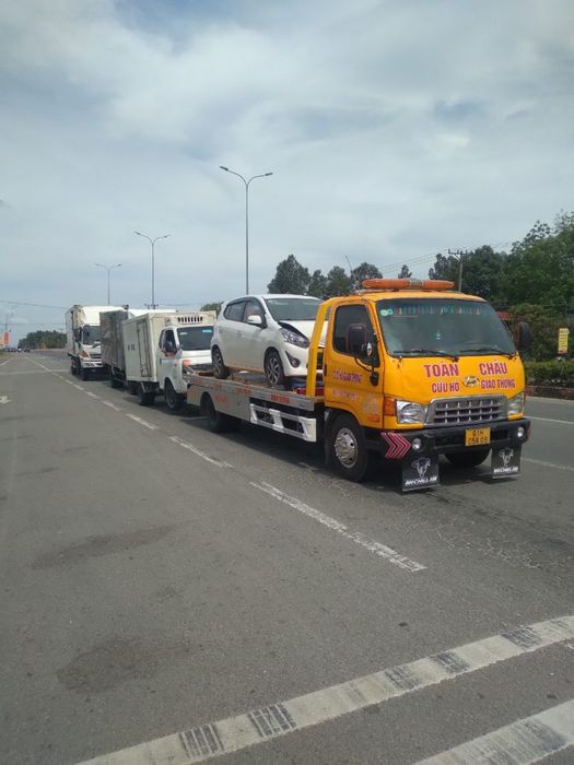 Hình ảnh hoạt động cứu hộ chuyên nghiệp tại Cứu Hộ Giao Thông Bình Dương 24/24