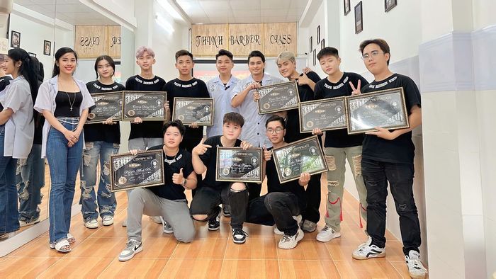 Không gian đào tạo chuyên nghiệp tại Thịnh Barber Class
