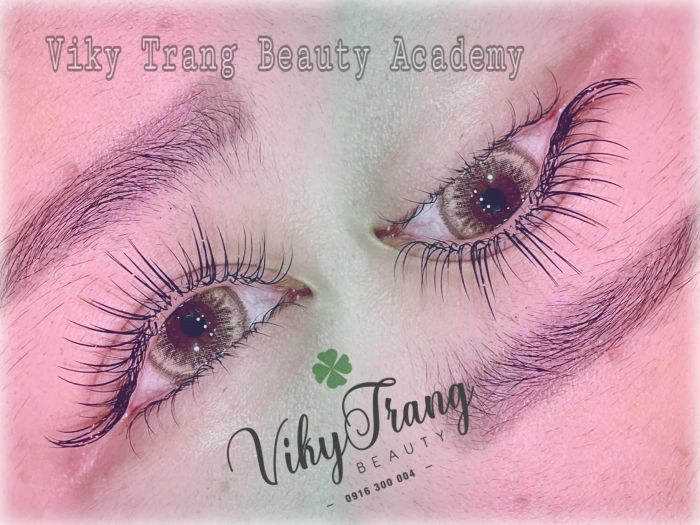 Không gian sang trọng và dịch vụ chuyên nghiệp tại Viky Trang Beauty