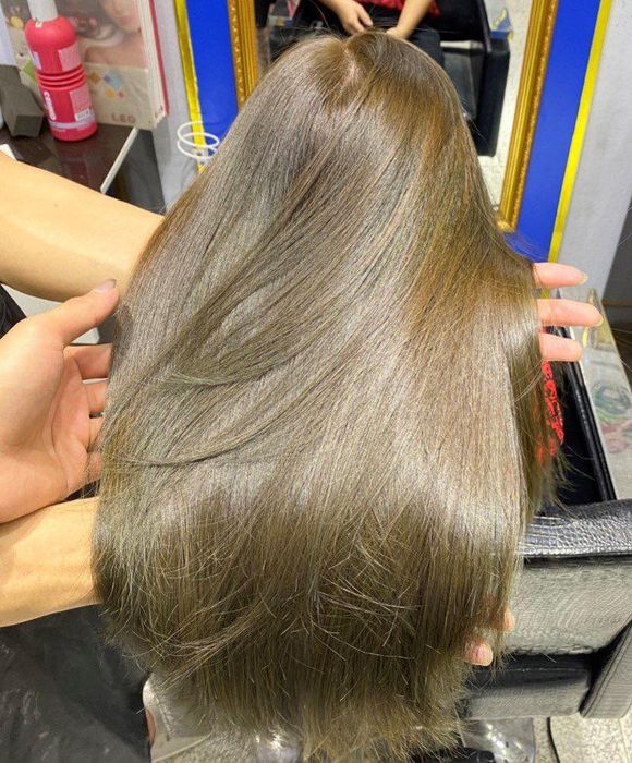 Hình ảnh học viên thực hành tại SON HAIR SALON