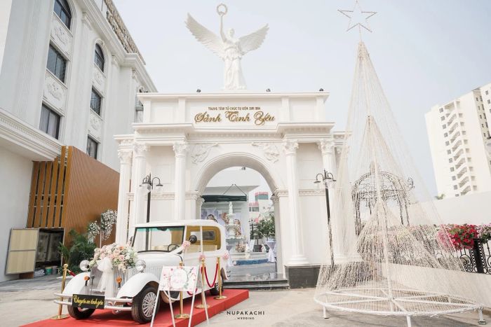 Không gian sang trọng tại Trung Tâm Hội Nghị - Tiệc Cưới San San