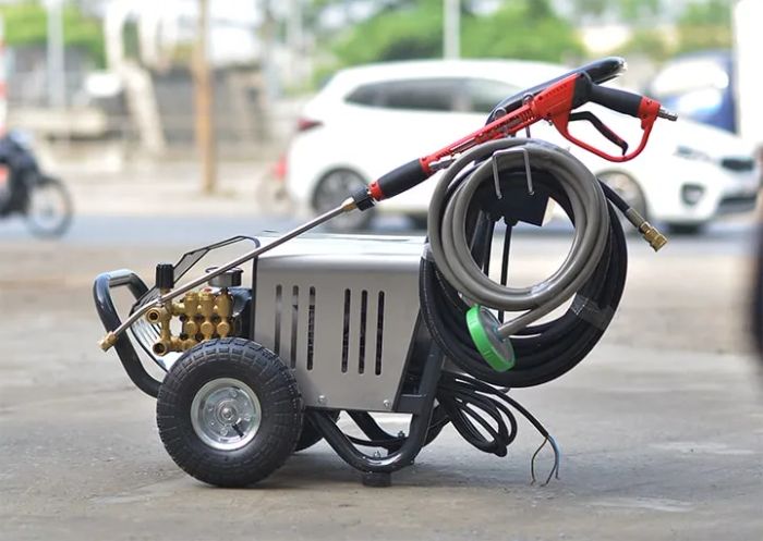 Hình ảnh máy rửa xe Lutian cao áp
