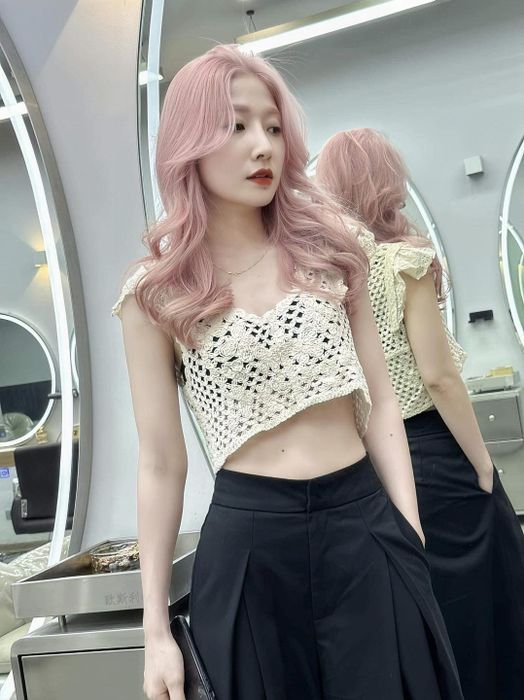 Không gian sang trọng và hiện đại tại Phi Thiên Anh Hair Salon