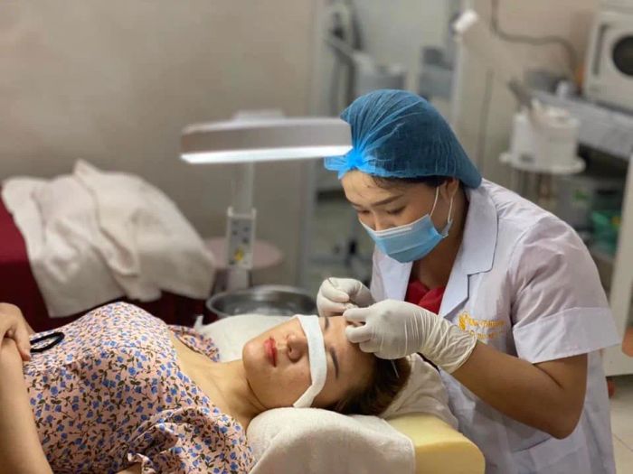Hình ảnh quy trình trị liệu chuẩn y khoa tại Như Phụng Spa