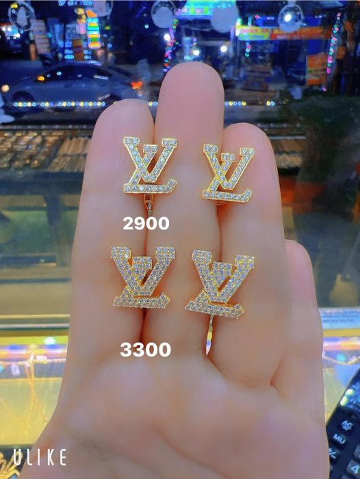 Tiệm Vàng Kim Nhơn - Góc nhìn nghệ thuật khác về những thiết kế trang sức sang trọng và đẳng cấp.