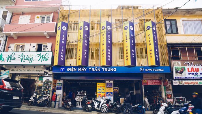 Không gian mua sắm hiện đại tại Điện máy Trần Trung - Ảnh 1