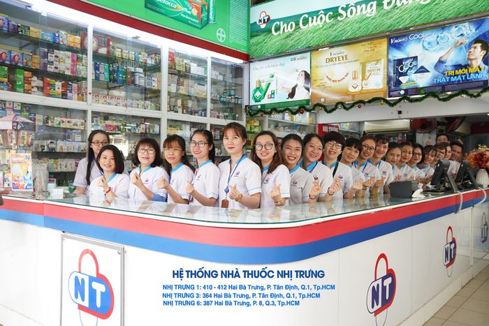 Hình ảnh Nhà thuốc Nhị Trưng - không gian phục vụ chuyên nghiệp