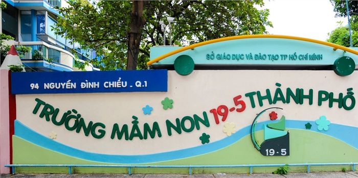 Khuôn viên xanh mát tại Trường Mầm non 19/5 Thành phố