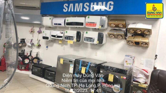 Góc trưng bày sản phẩm nổi bật tại Siêu thị điện máy Dũng Vân