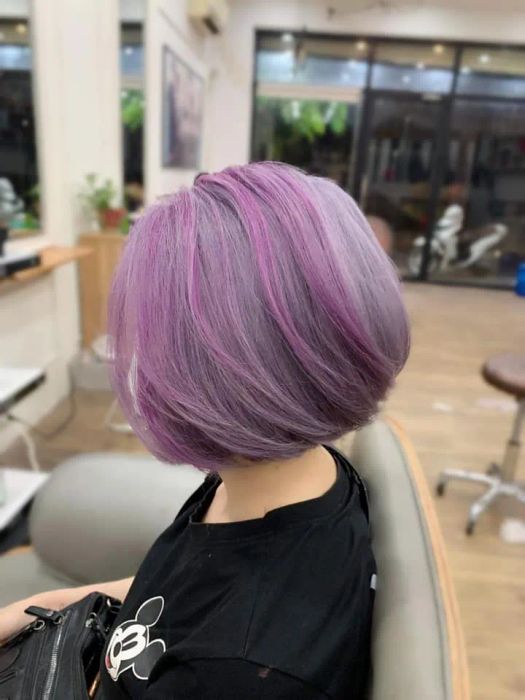 Học viên thực hành kỹ thuật tạo mẫu tóc tại Bửu TiGi