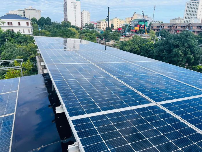 Hình ảnh thi công hệ thống điện mặt trời của Solar Sông Lam