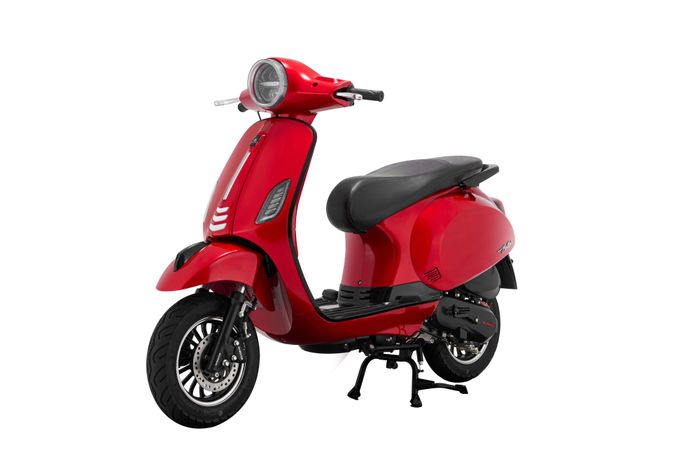 Xe Ga 50cc DV Motor ảnh 1 - Hình ảnh đầu tiên giới thiệu thiết kế trẻ trung, màu sắc bắt mắt cùng những đường nét tinh tế đặc trưng của thương hiệu xe Việt.