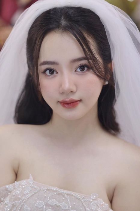 Tỏa sáng ngày vu quy với Vân Cong Makeup