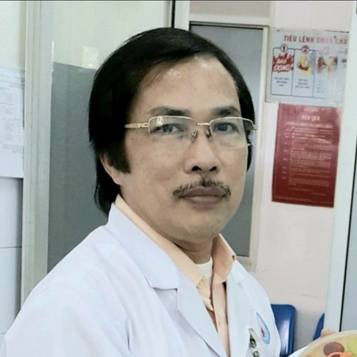 BS Nguyễn Đức Tiến - Chuyên gia da liễu tận tâm
