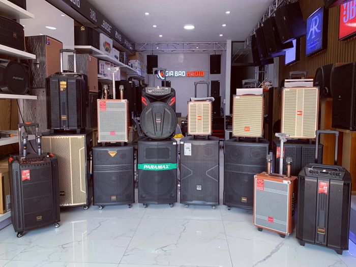 Không gian trưng bày hiện đại tại Gia Bảo Audio