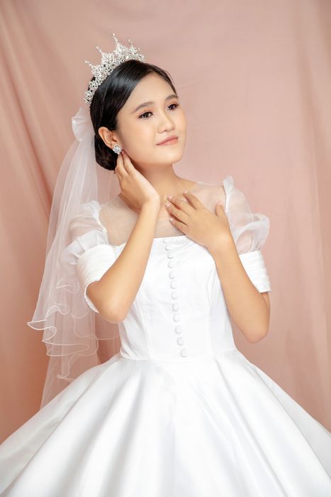 Khoảnh khắc cô dâu lộng lẫy tại Studio Thiên Kỳ